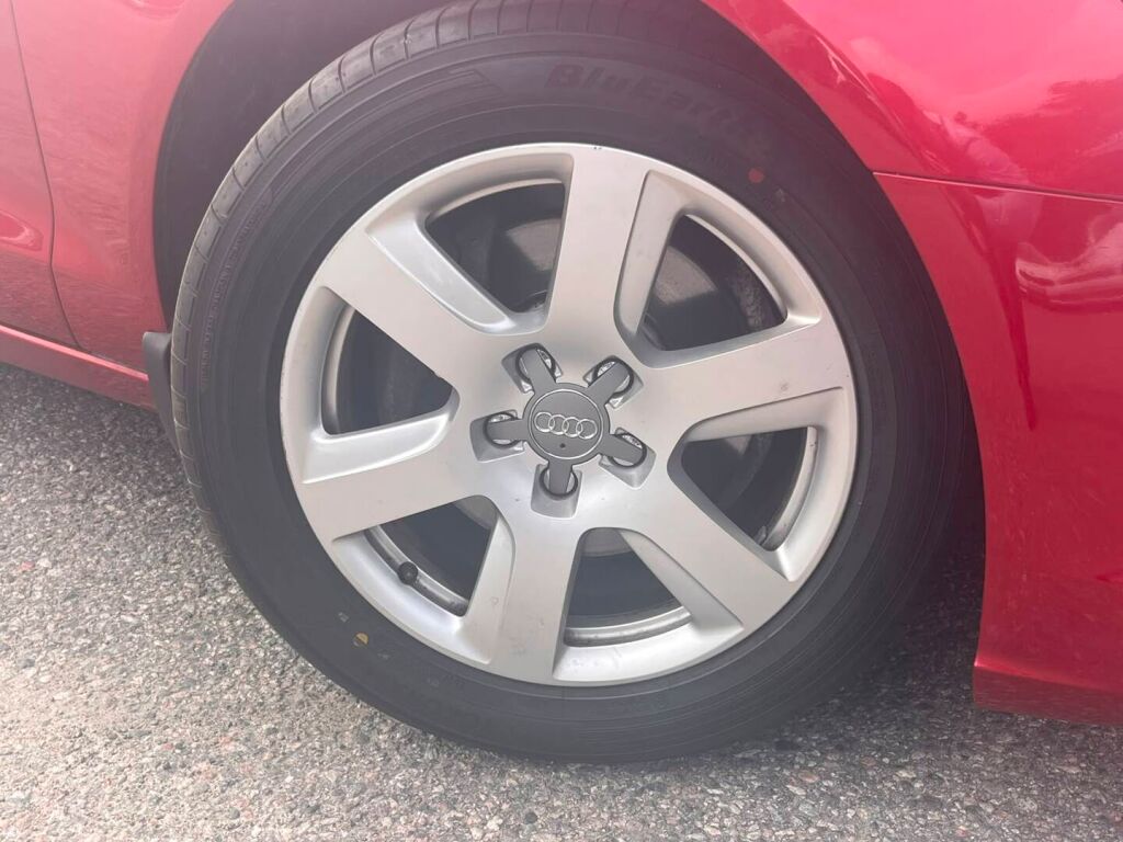 Audi A6 2014 Punainen