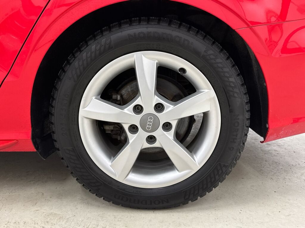 Audi A3 2014 Punainen