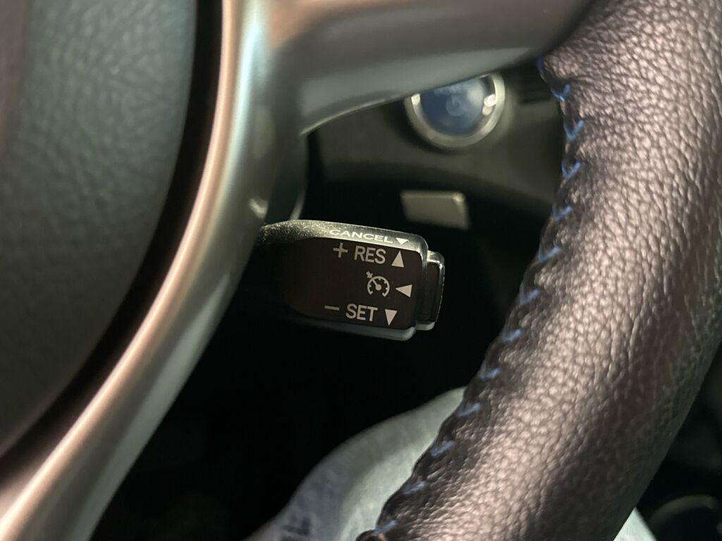 Toyota Yaris 2014 Harmaa