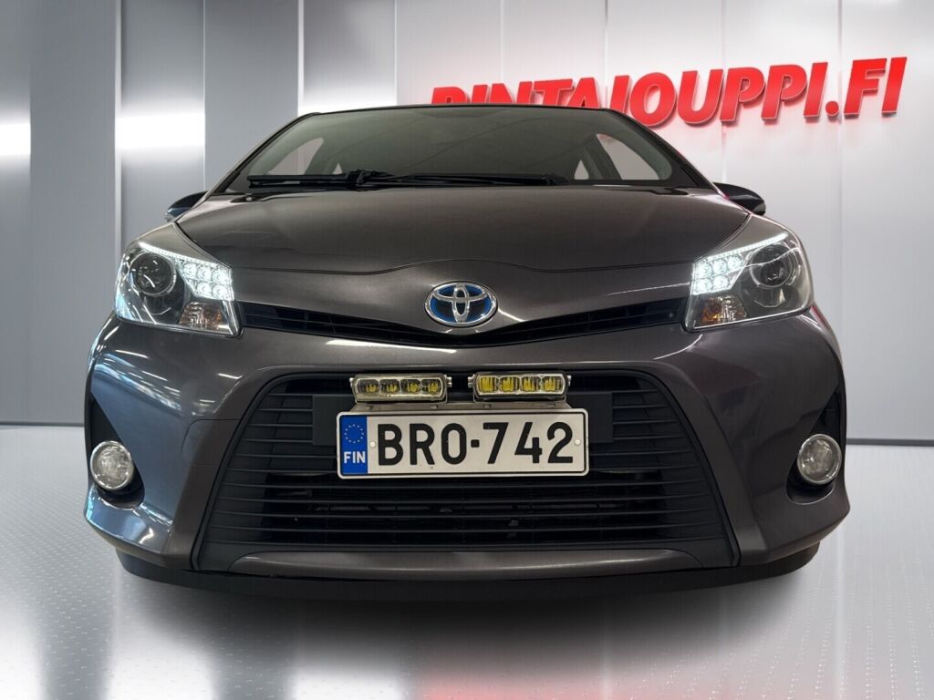 Toyota Yaris 2014 Harmaa