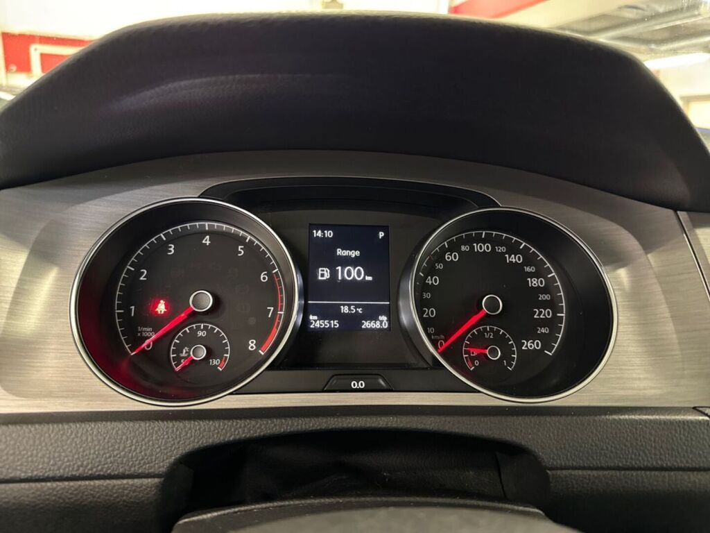 Volkswagen Golf 2014 Harmaa