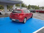 Toyota Auris 2014 Punainen