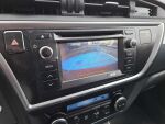 Toyota Auris 2014 Punainen
