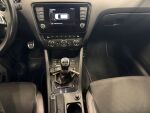 Skoda Octavia 2014 Valkoinen