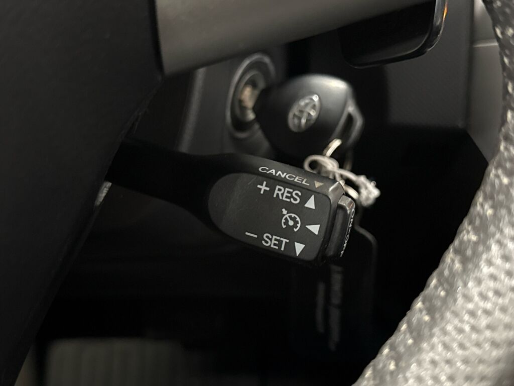 Toyota Auris 2011 Hopea