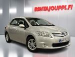 Toyota Auris 2011 Hopea