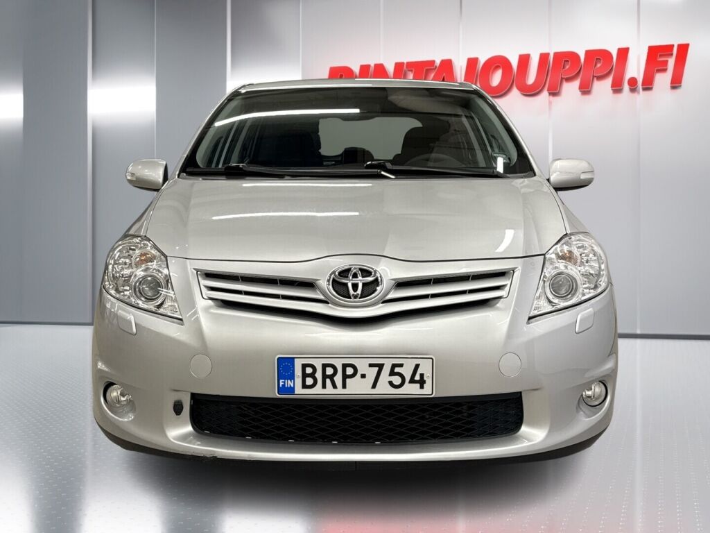 Toyota Auris 2011 Hopea