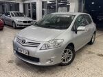 Toyota Auris 2011 Hopea