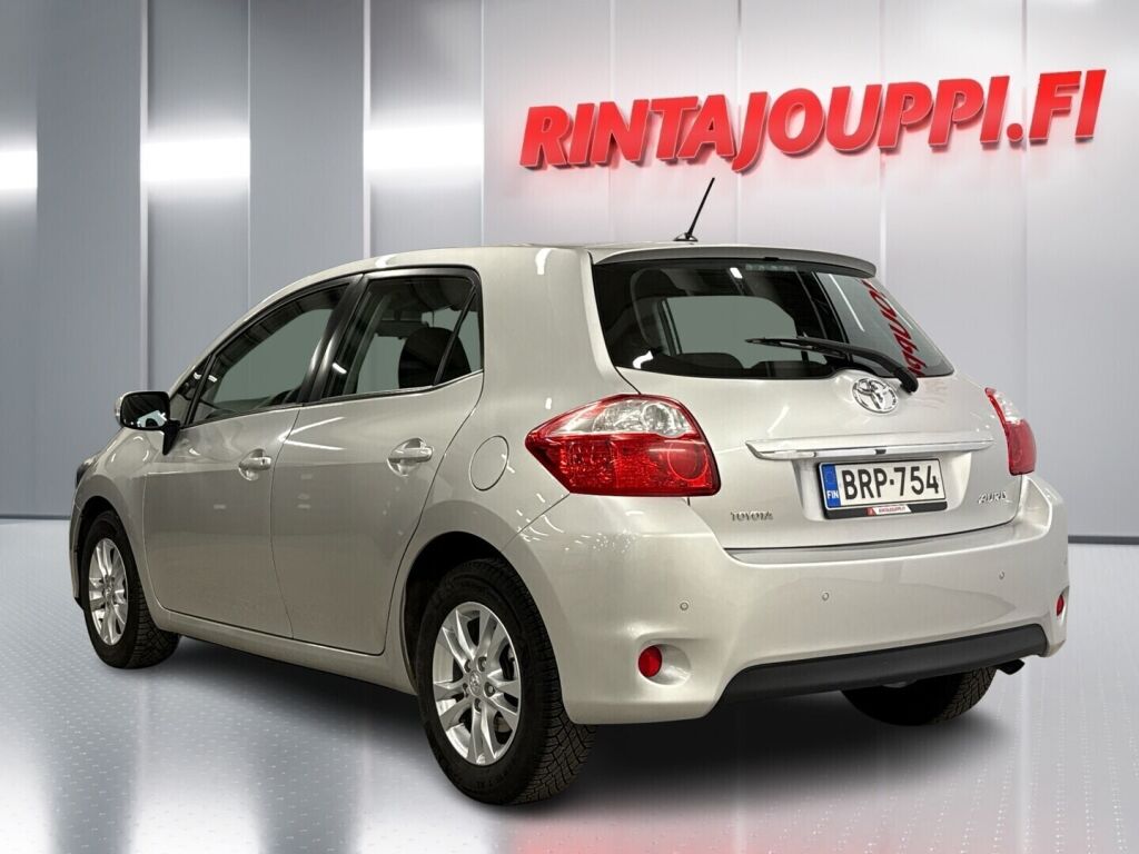 Toyota Auris 2011 Hopea