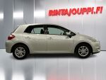 Toyota Auris 2011 Hopea