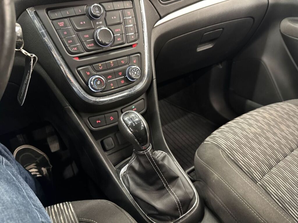 Opel Mokka 2014 Oranssi