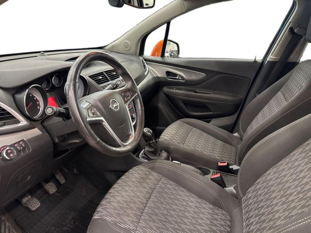 Opel Mokka 2014 Oranssi