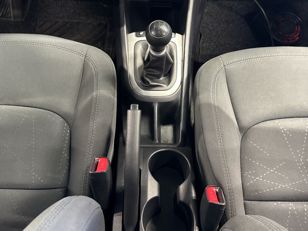 Kia Rio 2014 Punainen