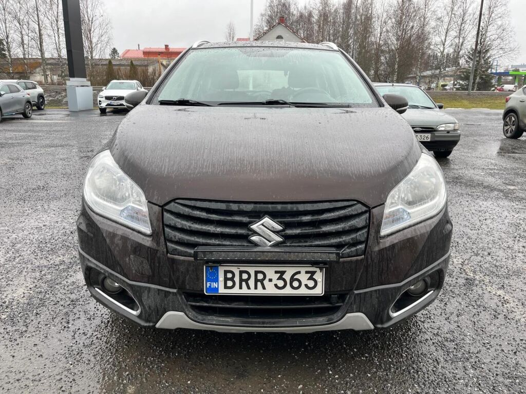 Suzuki SX4 S-Cross 2014 Ruskea (beige)