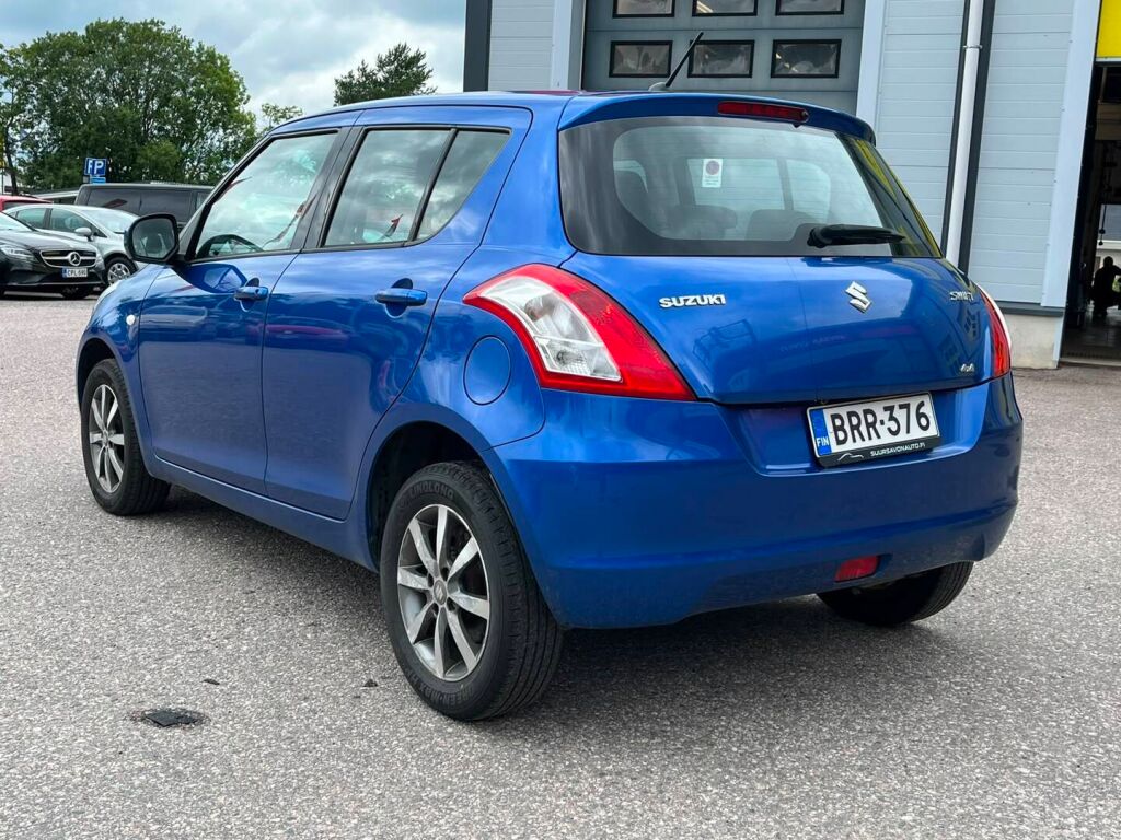 Suzuki Swift 2014 Sininen