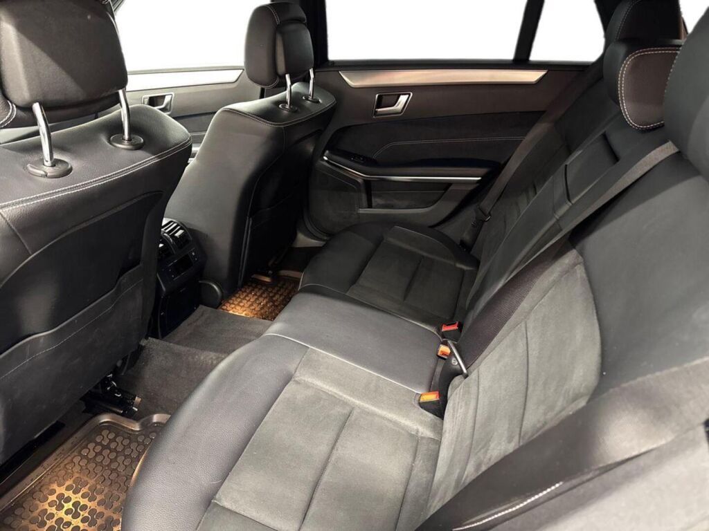 Mercedes-Benz E 2014 Harmaa