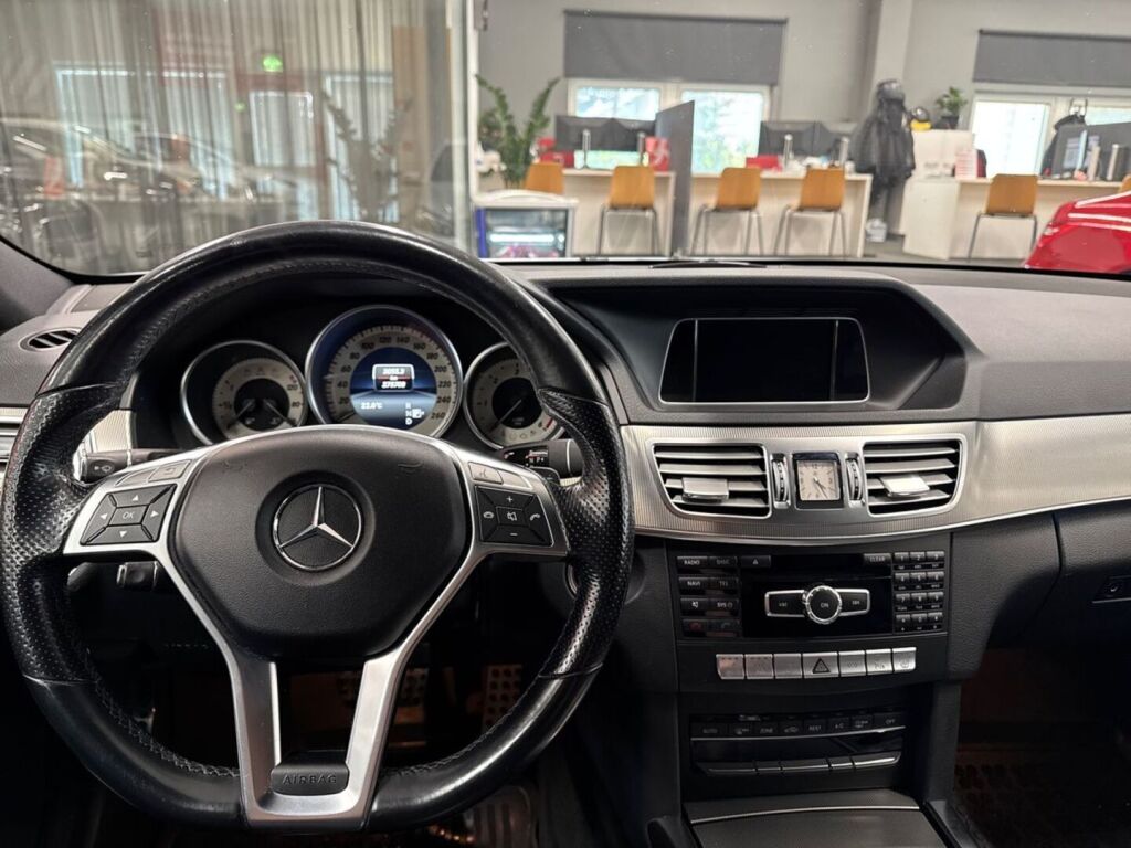 Mercedes-Benz E 2014 Harmaa