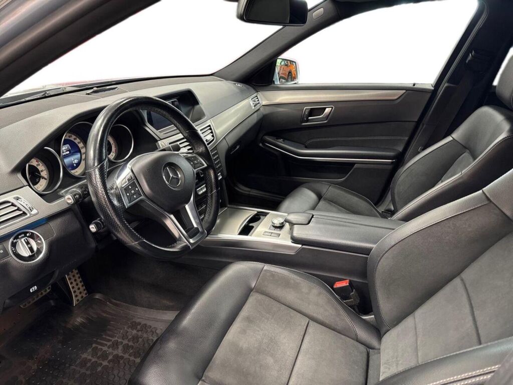 Mercedes-Benz E 2014 Harmaa