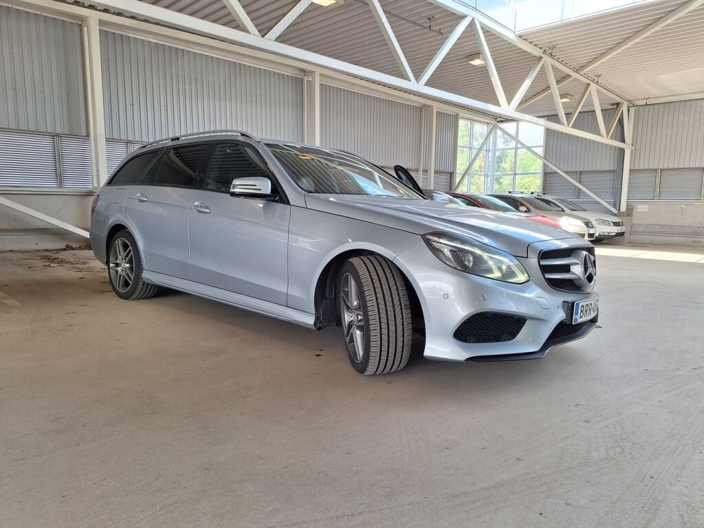 Mercedes-Benz E 2014 Harmaa