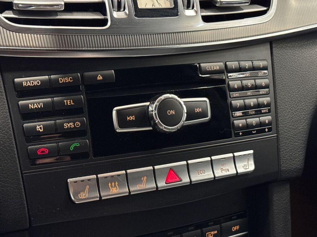 Mercedes-Benz E 2014 Harmaa
