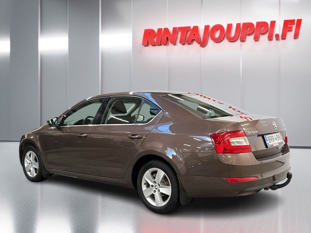 Skoda Octavia 2014 Ruskea (beige)