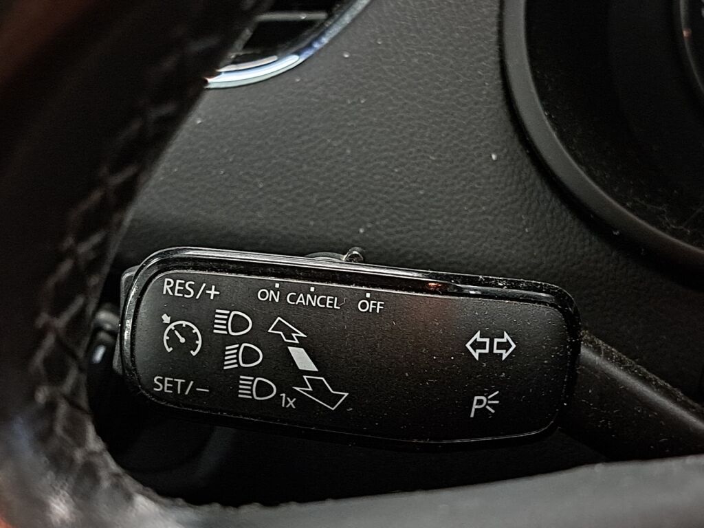 Skoda Octavia 2014 Ruskea (beige)