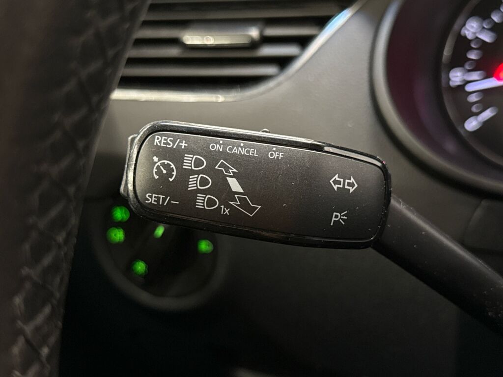 Skoda Octavia 2014 Ruskea (beige)