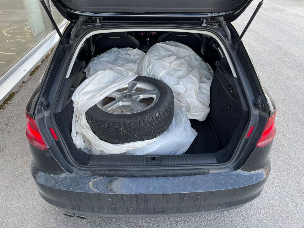 Audi A3 2014 Musta