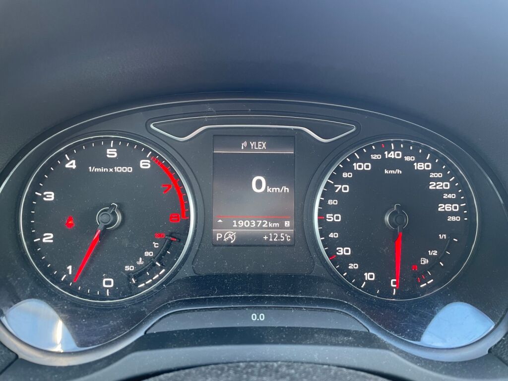 Audi A3 2014 Musta