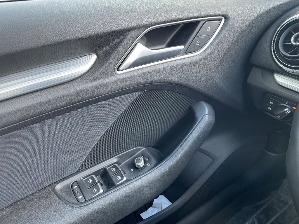 Audi A3 2014 Musta