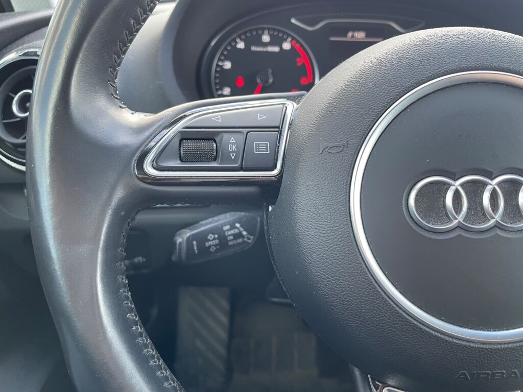 Audi A3 2014 Musta