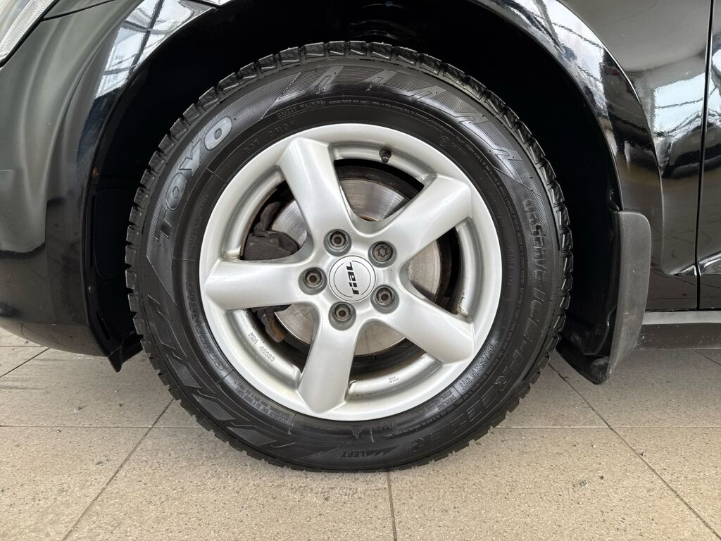 Volkswagen Golf 2014 Musta