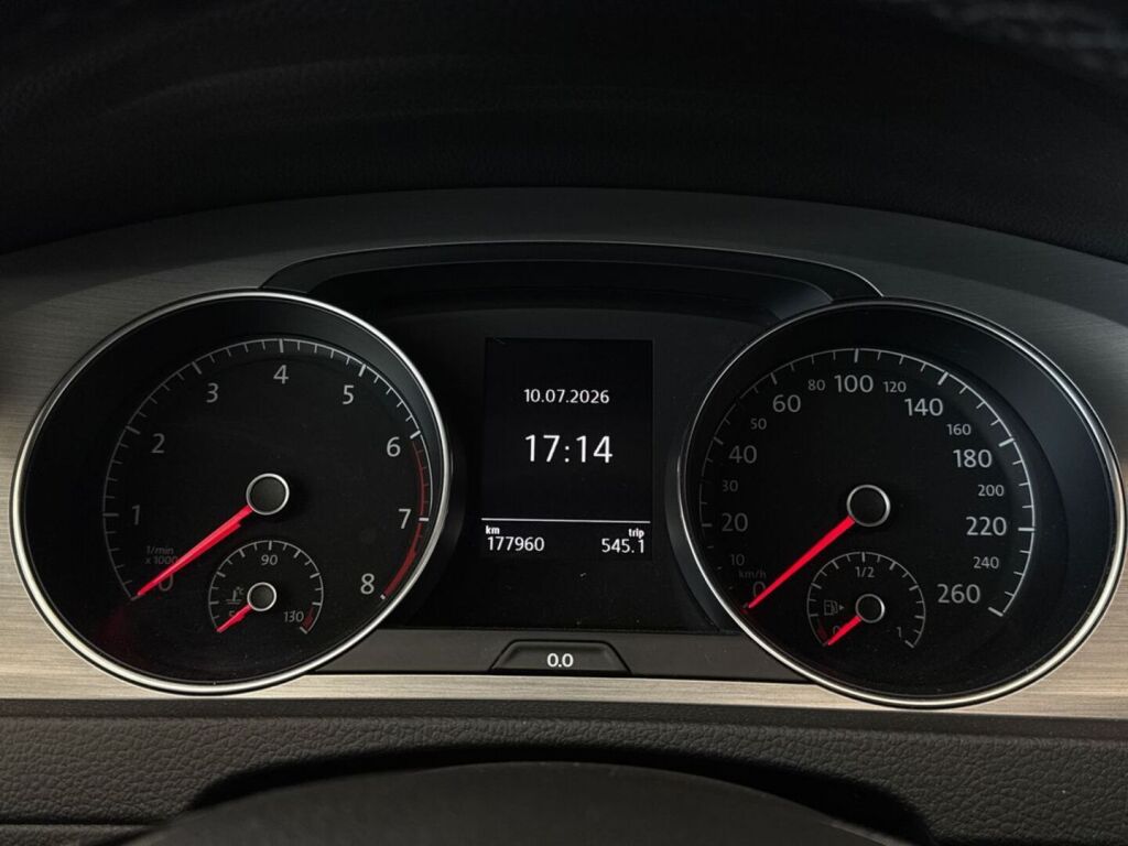 Volkswagen Golf 2014 Musta