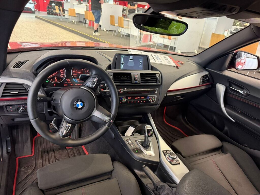 BMW 220 2015 Punainen