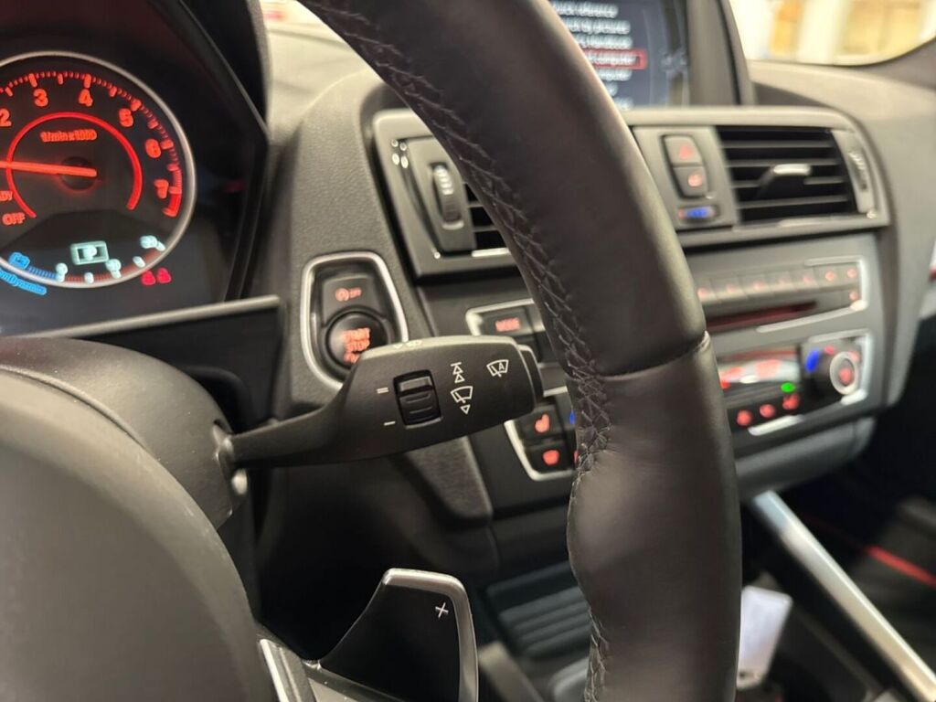 BMW 220 2015 Punainen