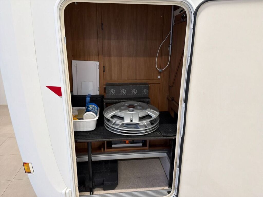 Kabe Travel Master 2014 Valkoinen