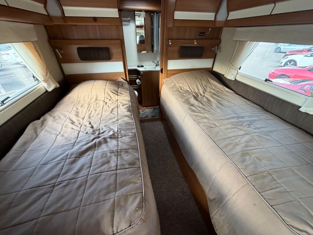 Kabe Travel Master 2014 Valkoinen
