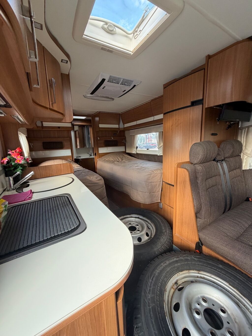 Kabe Travel Master 2014 Valkoinen