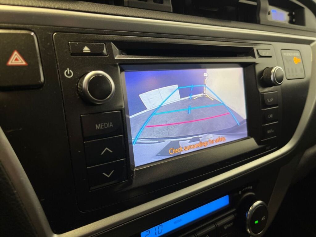 Toyota Auris 2014 Harmaa