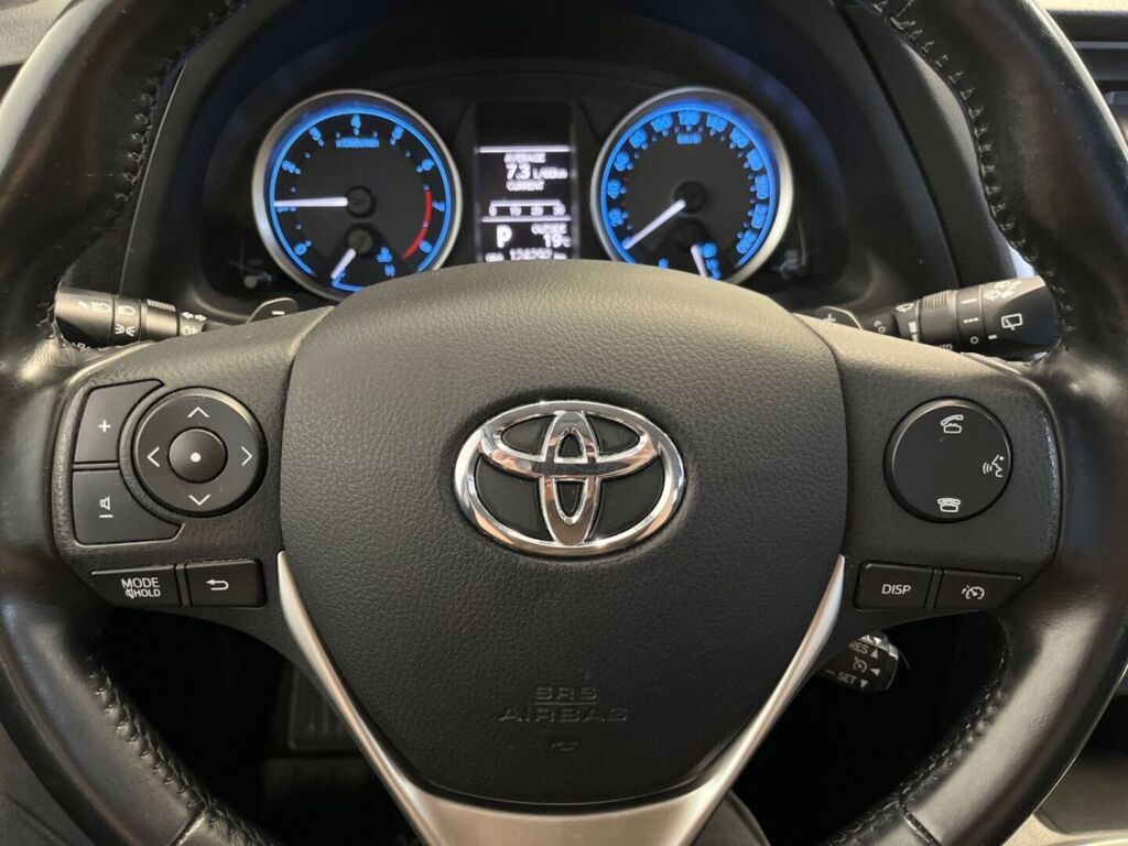 Toyota Auris 2014 Harmaa