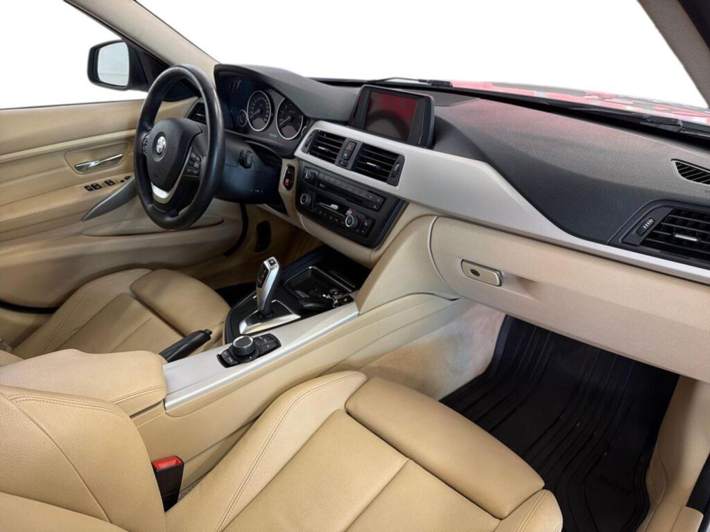 BMW 320 2014 Valkoinen