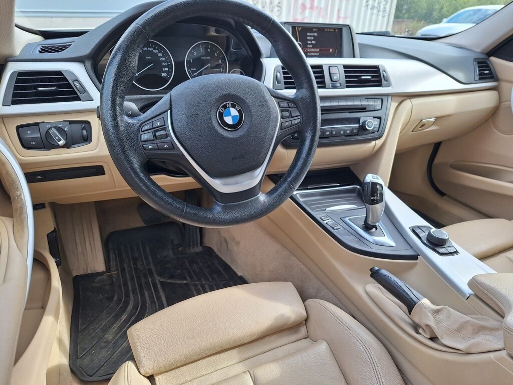 BMW 320 2014 Valkoinen