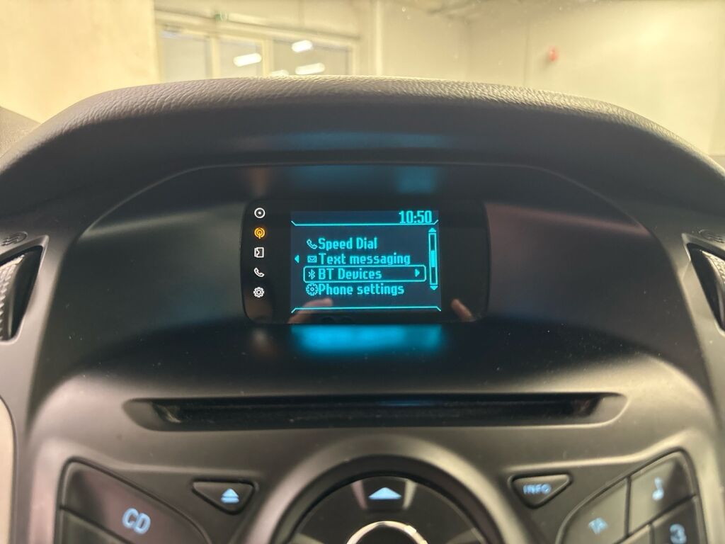 Ford Focus 2014 Harmaa