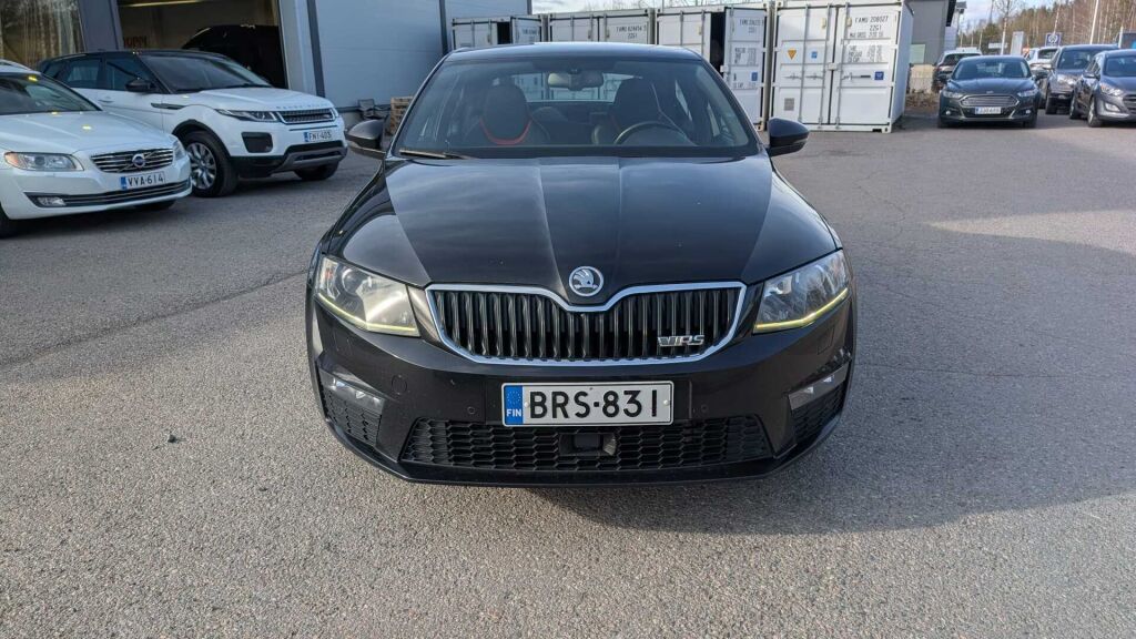 Skoda Octavia 2014 Musta