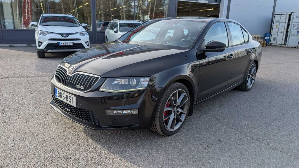 Skoda Octavia 2014 Musta
