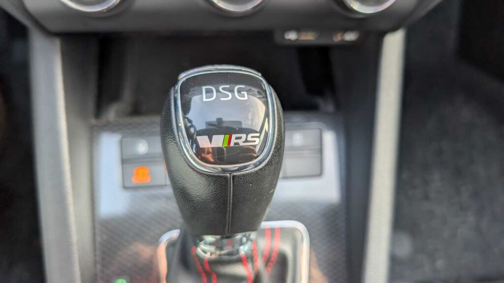 Skoda Octavia 2014 Musta