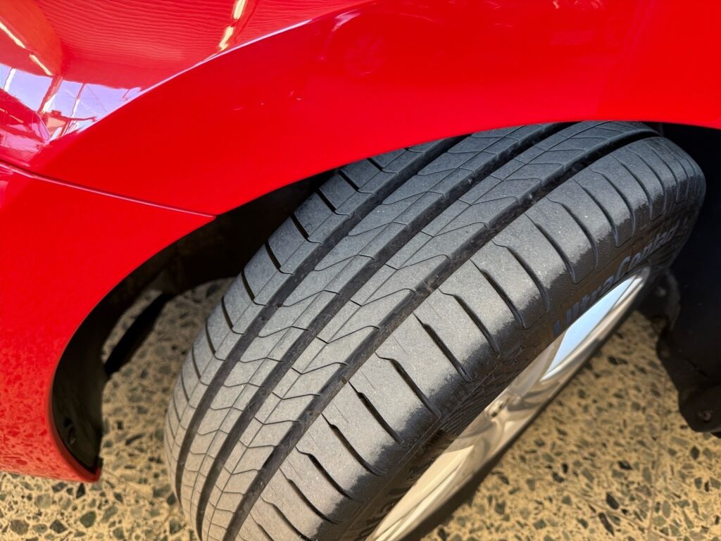 Volkswagen Polo 2014 Punainen