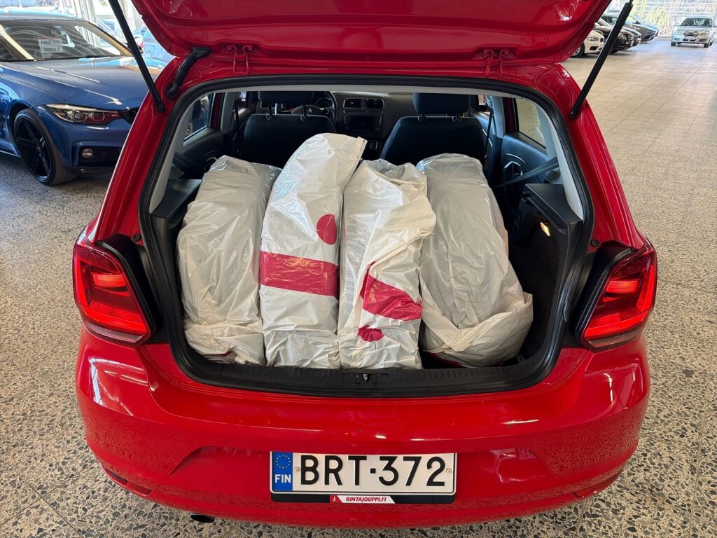 Volkswagen Polo 2014 Punainen