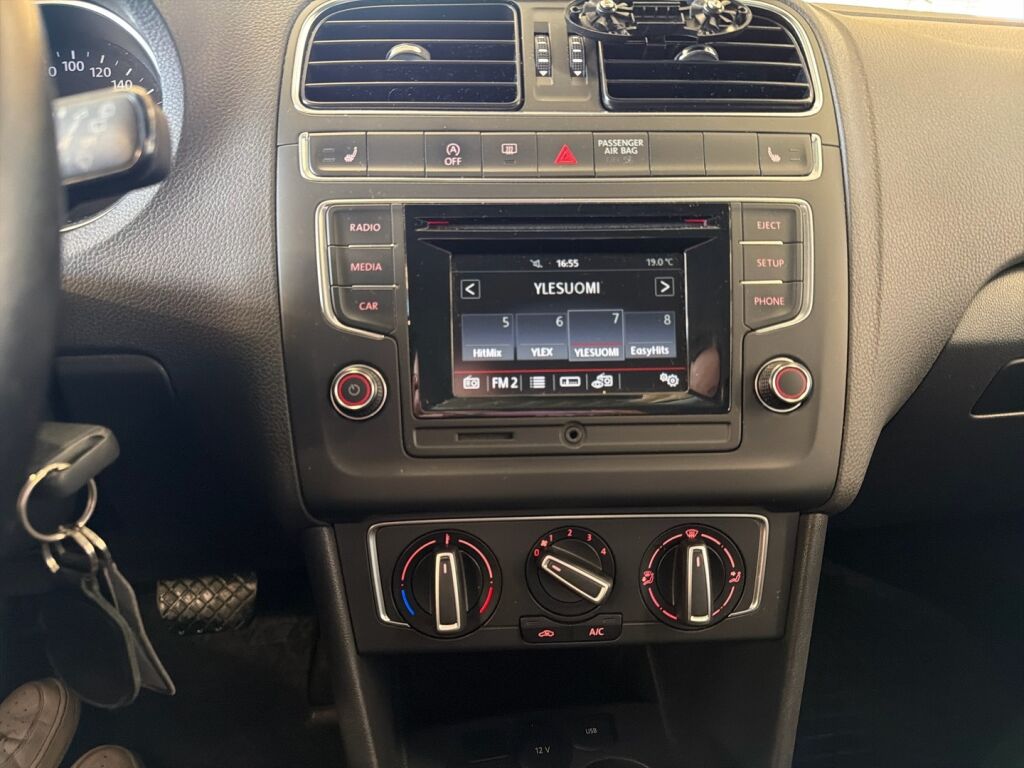 Volkswagen Polo 2014 Punainen