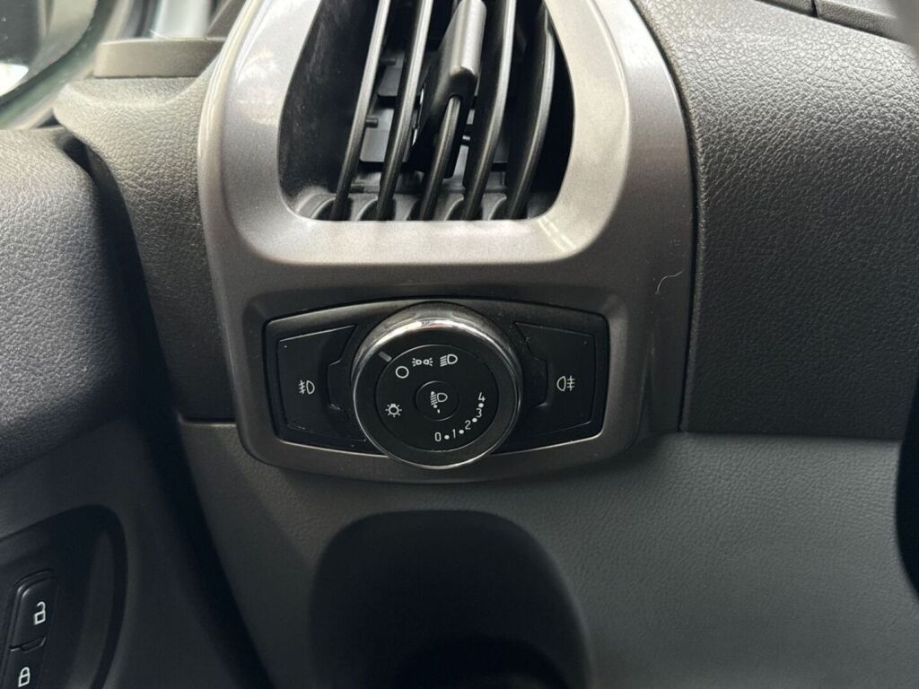 Ford Transit Custom 2014 Valkoinen